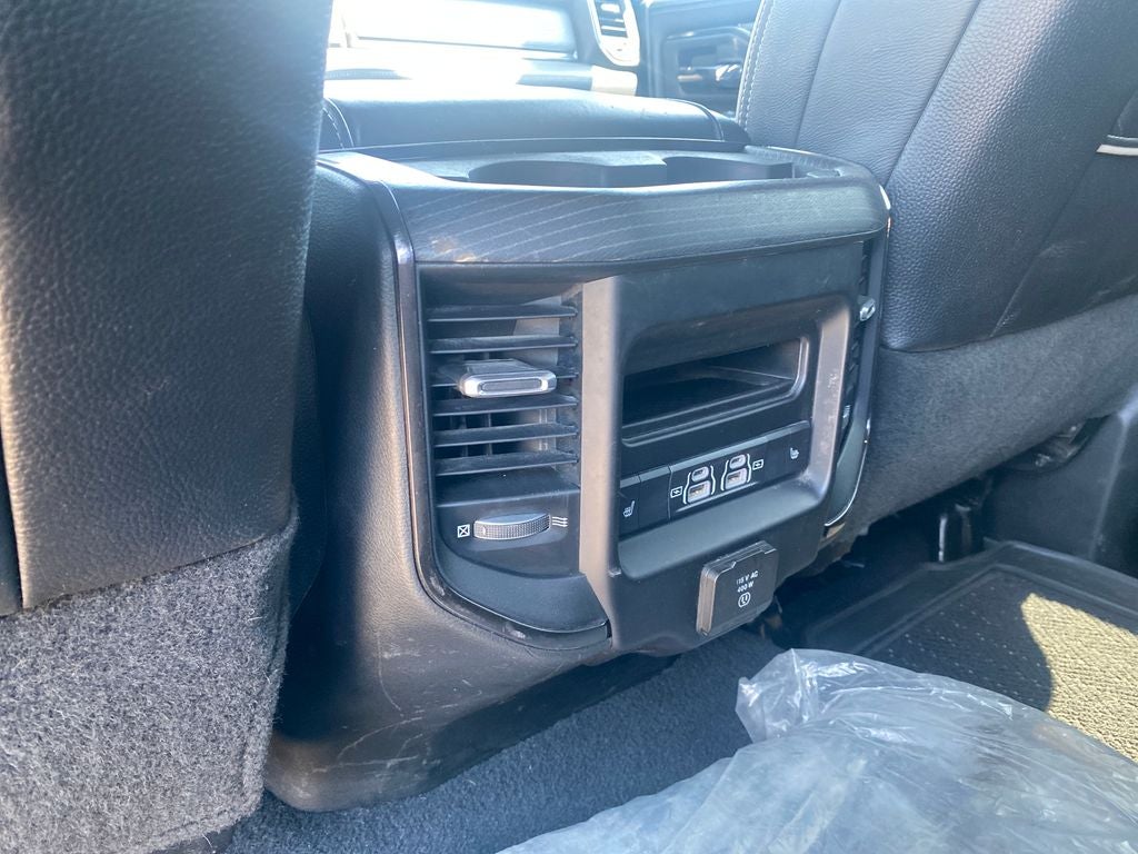 2022 RAM 3500 Limited Crew Cab 4x4 8' Box