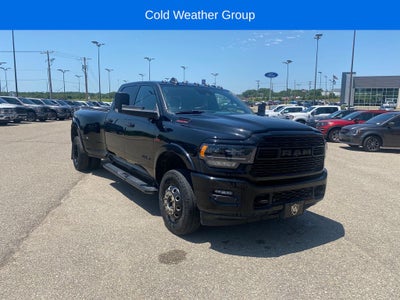 2022 RAM 3500 Limited Crew Cab 4x4 8' Box