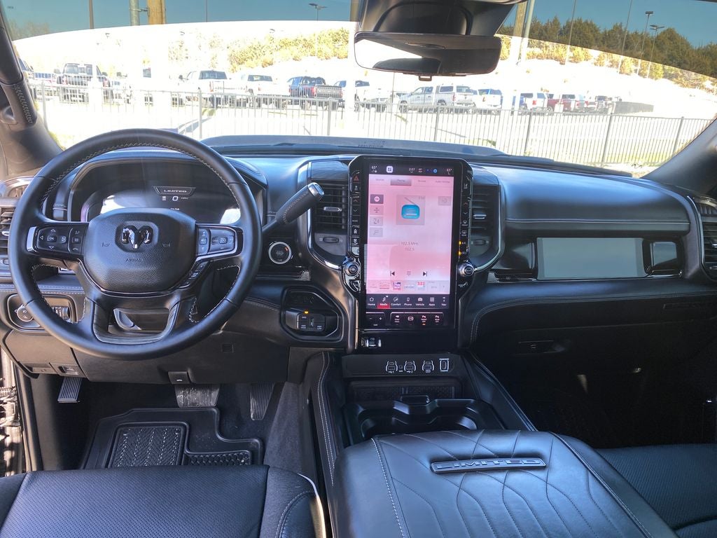 2025 RAM 3500 Limited Crew Cab 4x4 8' Box