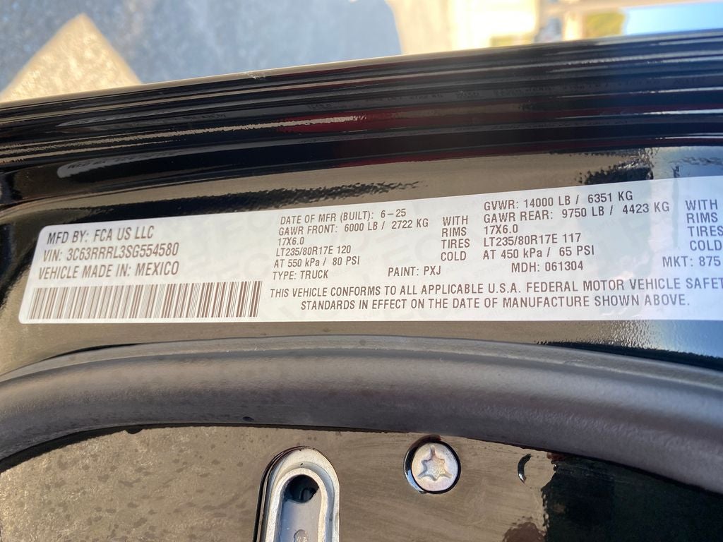 2025 RAM 3500 Limited Crew Cab 4x4 8' Box