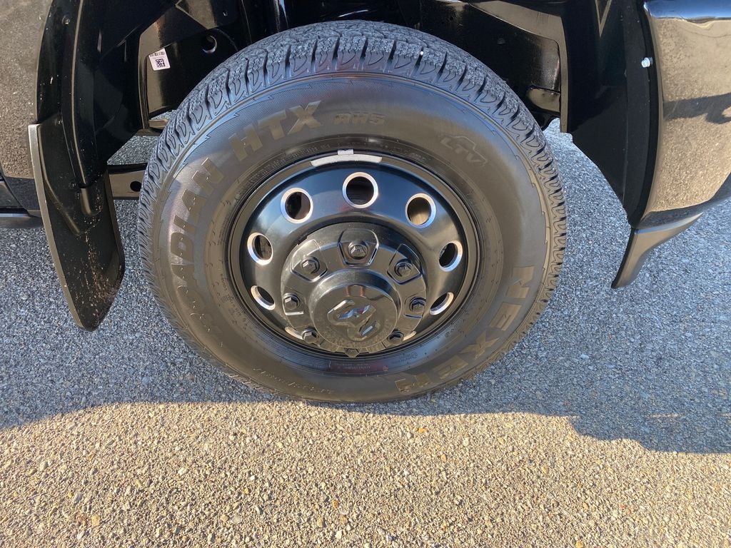 2025 RAM 3500 Limited Crew Cab 4x4 8' Box