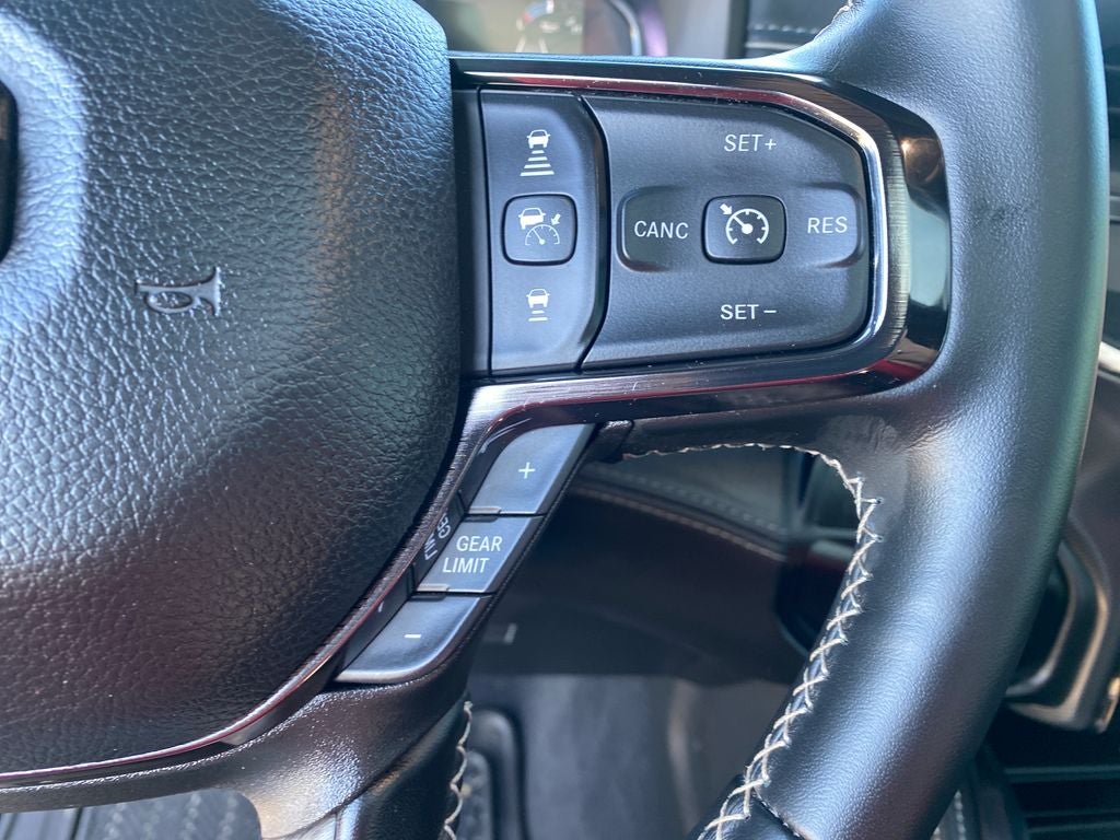 2025 RAM 3500 Limited Crew Cab 4x4 8' Box