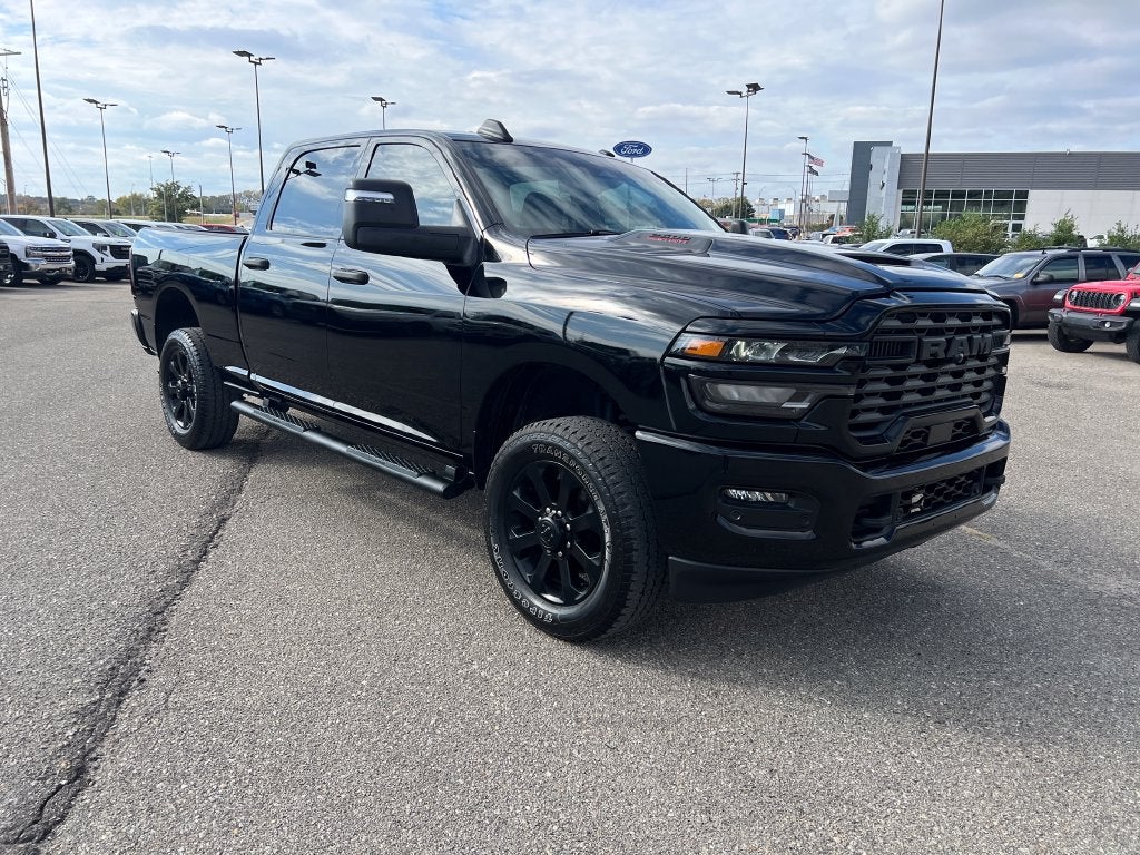2026 RAM 2500 Black Express Crew Cab 4x4 6'4' Box