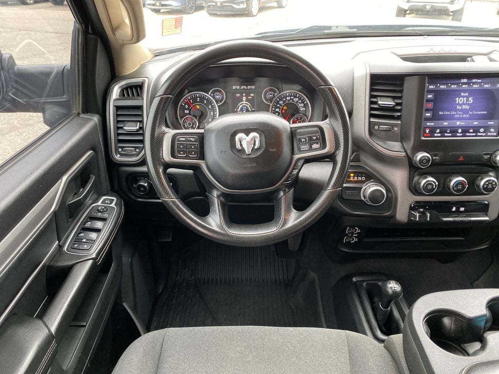 2020 RAM 2500 Tradesman Crew Cab 4X4 6'4' Box