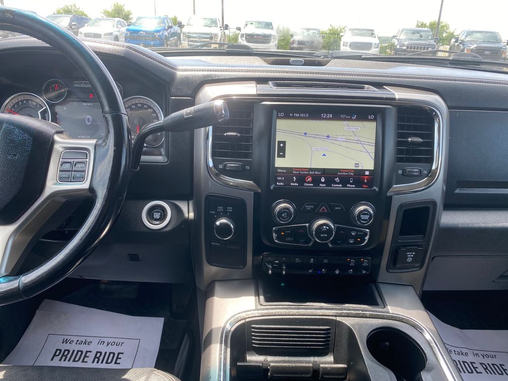 2018 RAM 2500 Laramie Crew Cab 4x4 6'4' Box