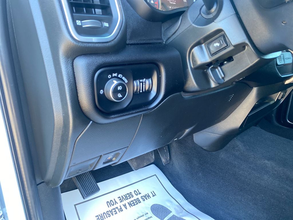 2024 RAM 2500 Laramie Crew Cab 4x4 6'4' Box