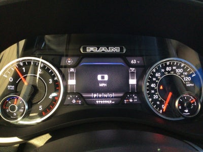2022 RAM 2500 Laramie Crew Cab 4x4 6'4' Box