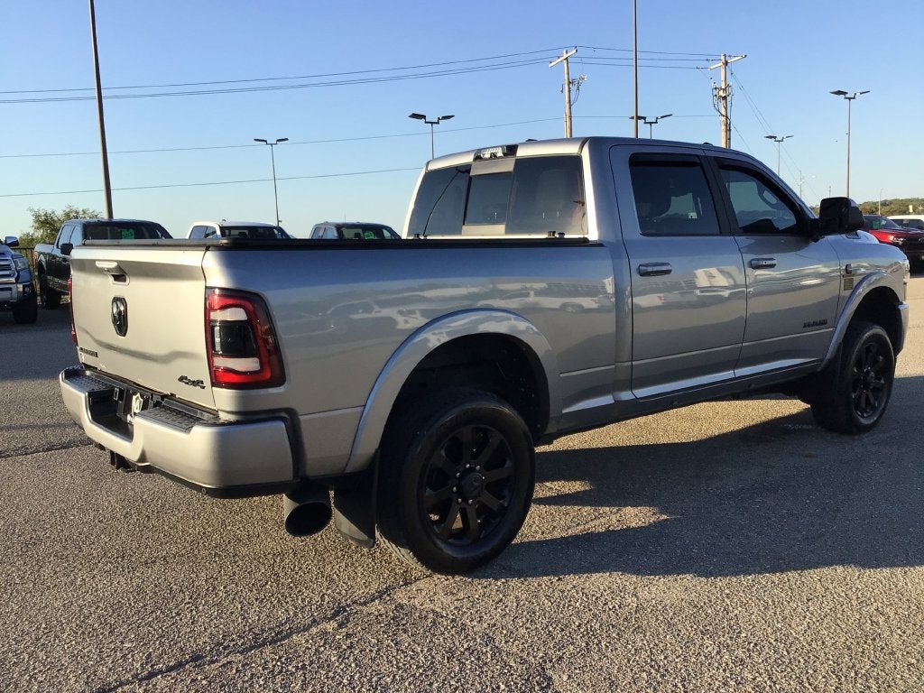 2022 RAM 2500 Laramie Crew Cab 4x4 6'4' Box