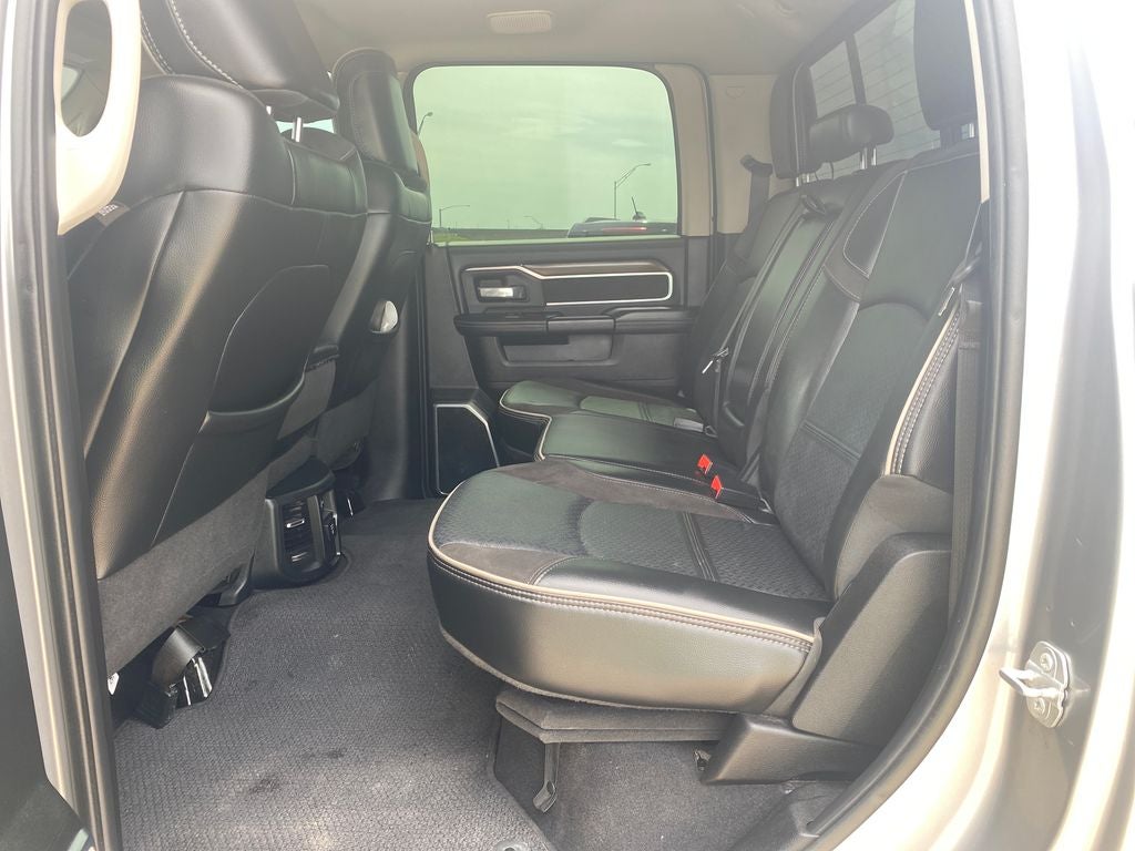 2024 RAM 2500 Laramie Crew Cab 4x4 6'4' Box