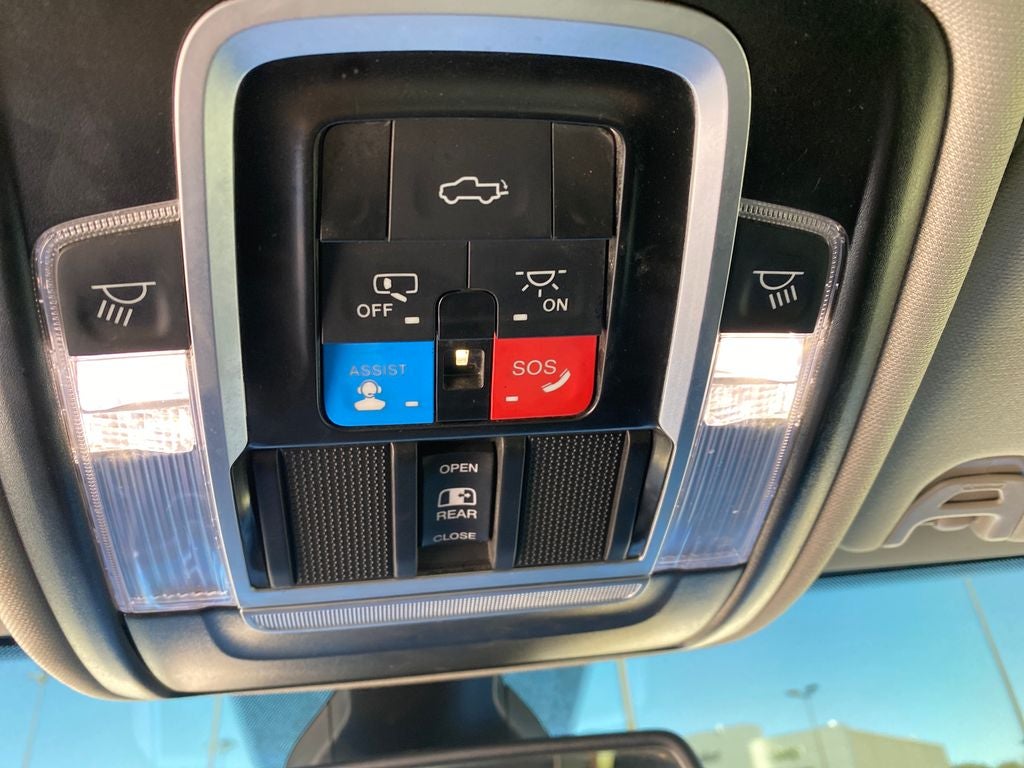 2024 RAM 2500 Laramie Crew Cab 4x4 6'4' Box