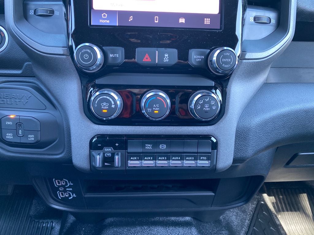 2026 RAM 4500 Chassis RAM 4500 TRADESMAN CHASSIS CREW CAB 4X4 84' CA