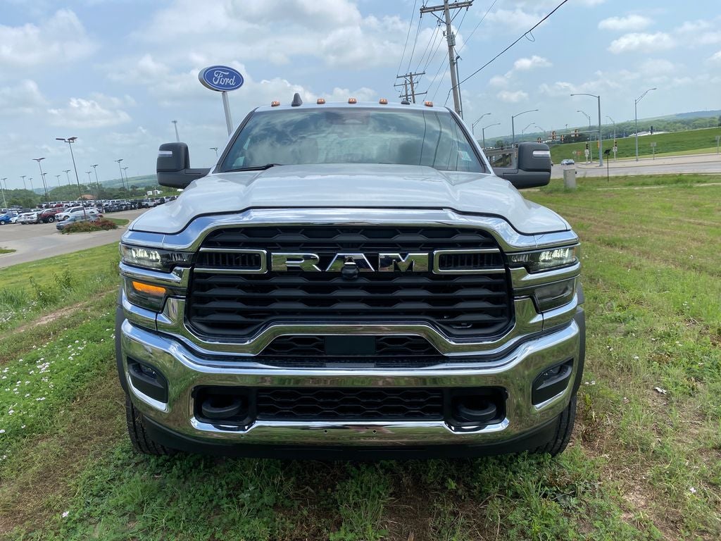 2026 RAM 4500 Chassis RAM 4500 TRADESMAN CHASSIS CREW CAB 4X4 84' CA