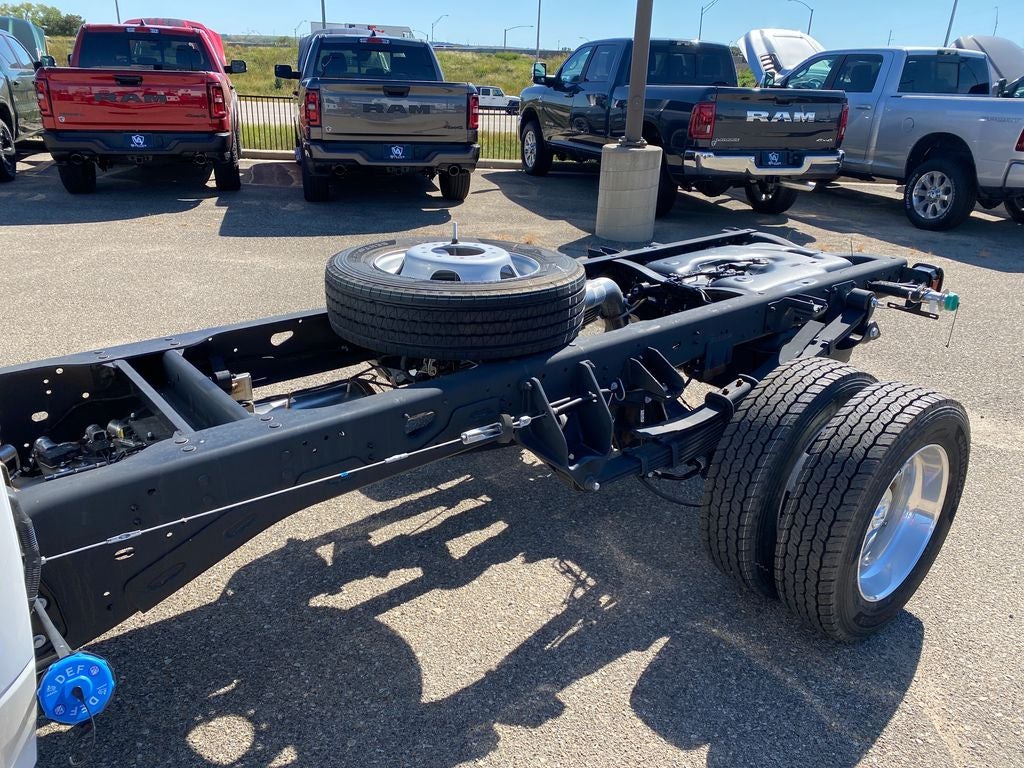 2026 RAM 4500 Chassis RAM 4500 TRADESMAN CHASSIS CREW CAB 4X4 84' CA