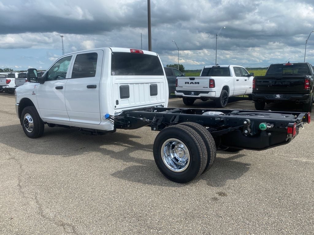 2026 RAM Ram 3500 Chassis Cab RAM 3500 TRADESMAN CREW CAB CHASSIS 4X4 60' CA