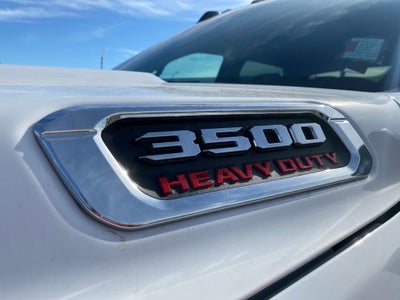 2026 RAM Ram 3500 Chassis Cab RAM 3500 TRADESMAN CREW CAB CHASSIS 4X4 60' CA