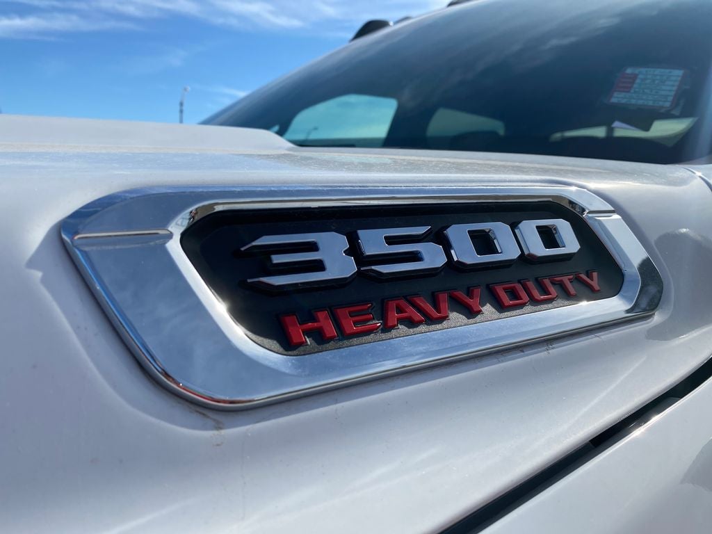 2026 RAM Ram 3500 Chassis Cab RAM 3500 TRADESMAN CREW CAB CHASSIS 4X4 60' CA