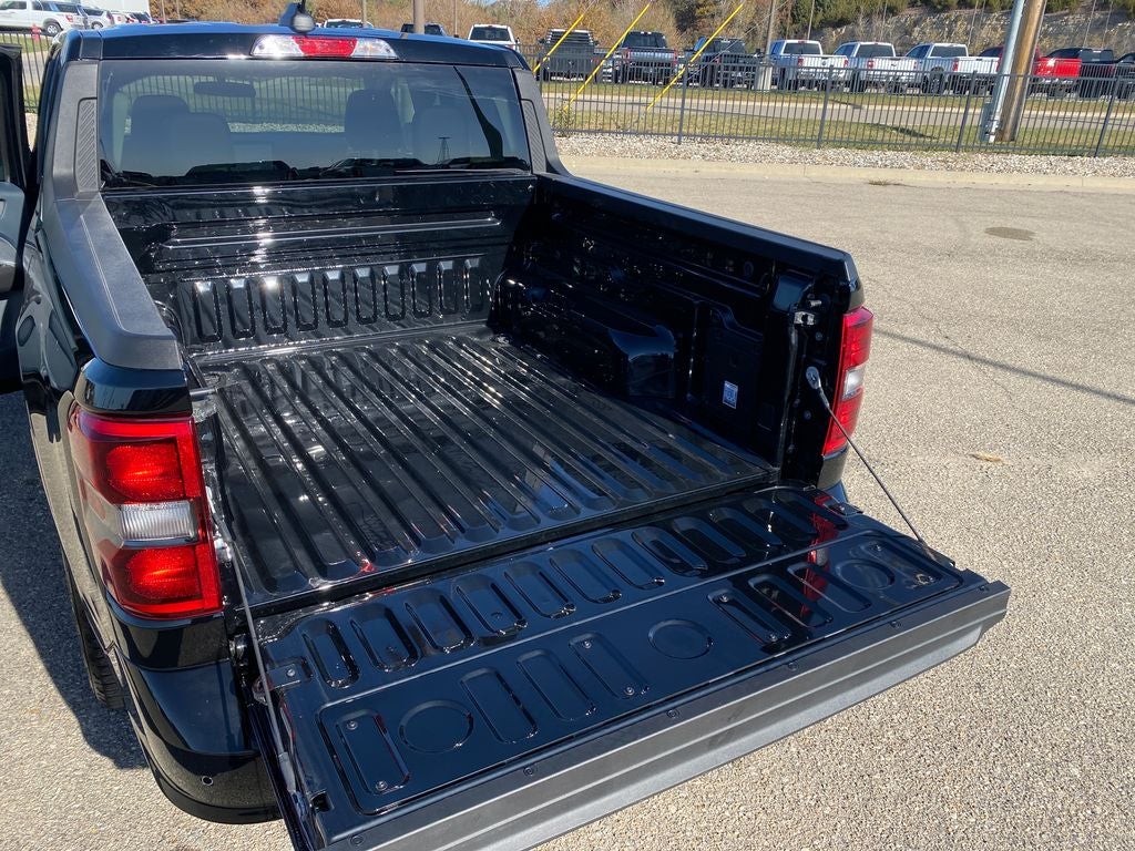 2025 Ford Maverick Lobo Standard