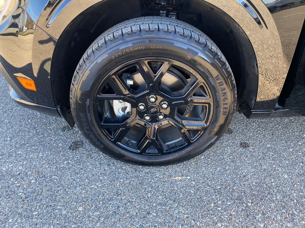 2025 Ford Maverick Lobo Standard