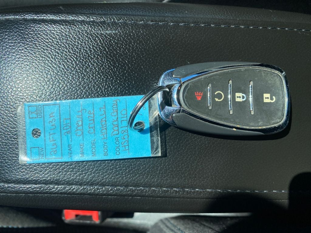 2017 Chevrolet Cruze LT Auto