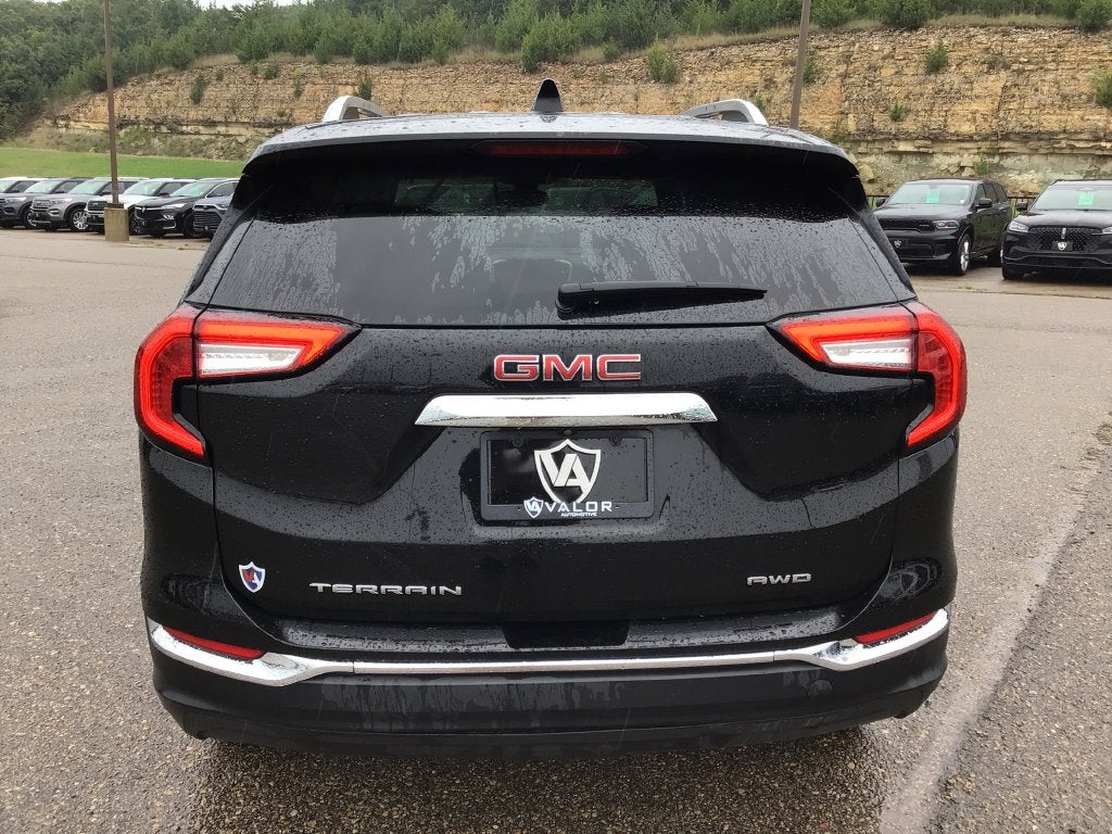 2024 GMC Terrain AWD SLT