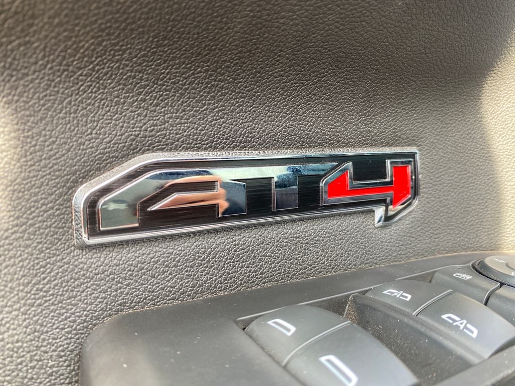 2024 GMC Sierra 1500 4WD Crew Cab Short Box AT4
