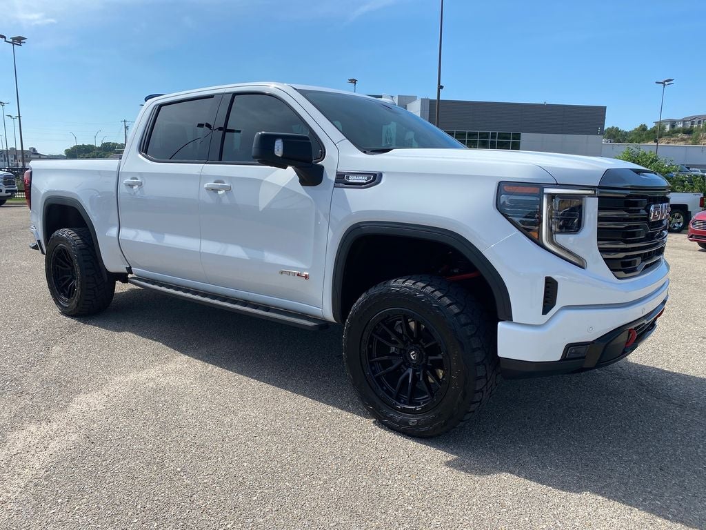 2024 GMC Sierra 1500 4WD Crew Cab Short Box AT4