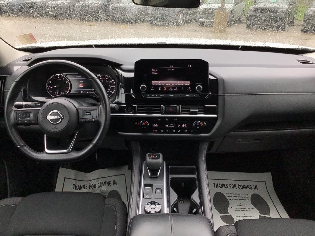 2025 Nissan Pathfinder SV 4WD