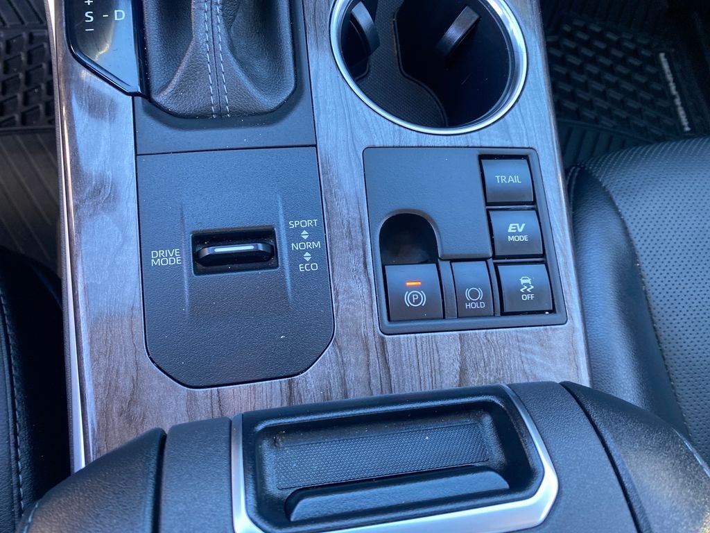 2024 Toyota Highlander Hybrid Platinum