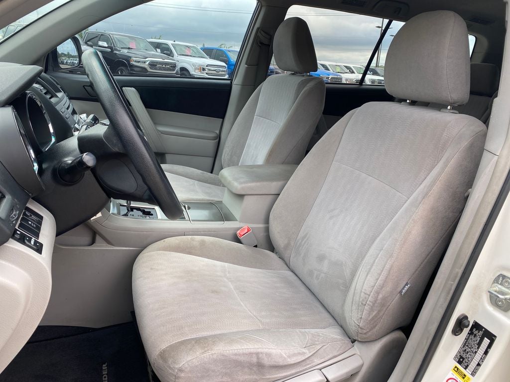 2012 Toyota Highlander Base