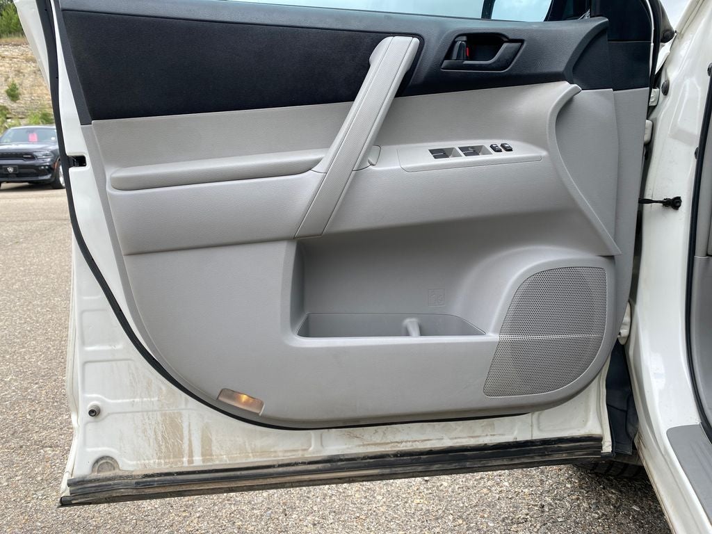 2012 Toyota Highlander Base