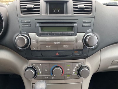 2012 Toyota Highlander Base