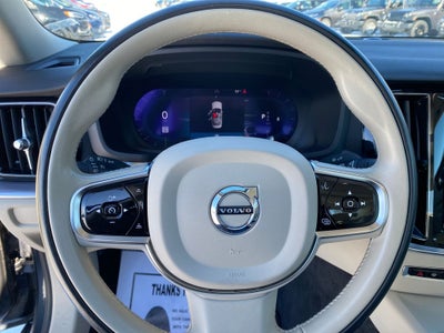 2024 Volvo S60 B5 Core Dark Theme