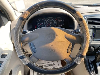 2005 Kia Sedona LX