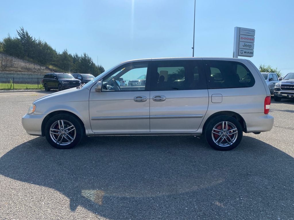 2005 Kia Sedona LX