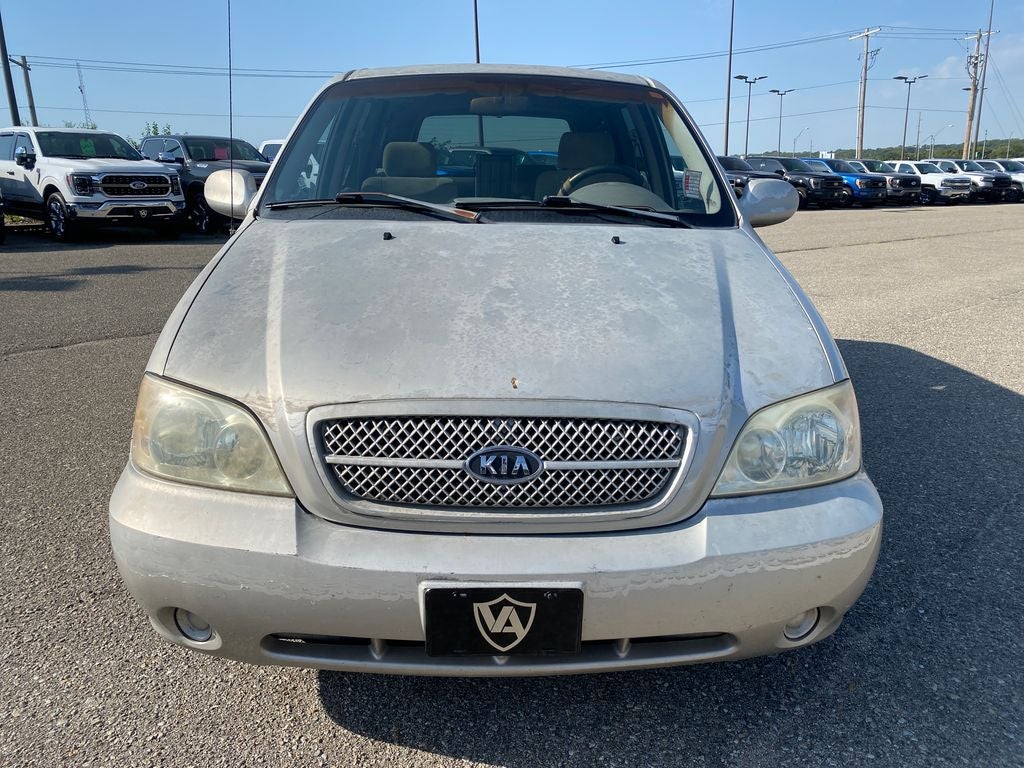 2005 Kia Sedona LX