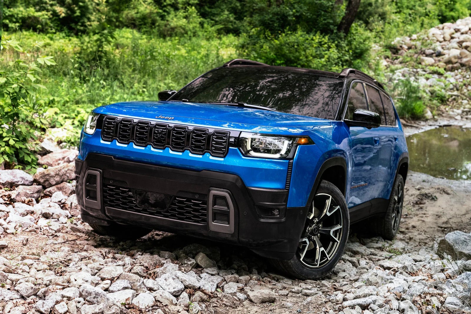2026 Jeep Cherokee view of the exterior