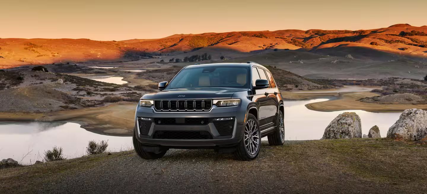 2026 Jeep Grand Cherokee view of the exterior