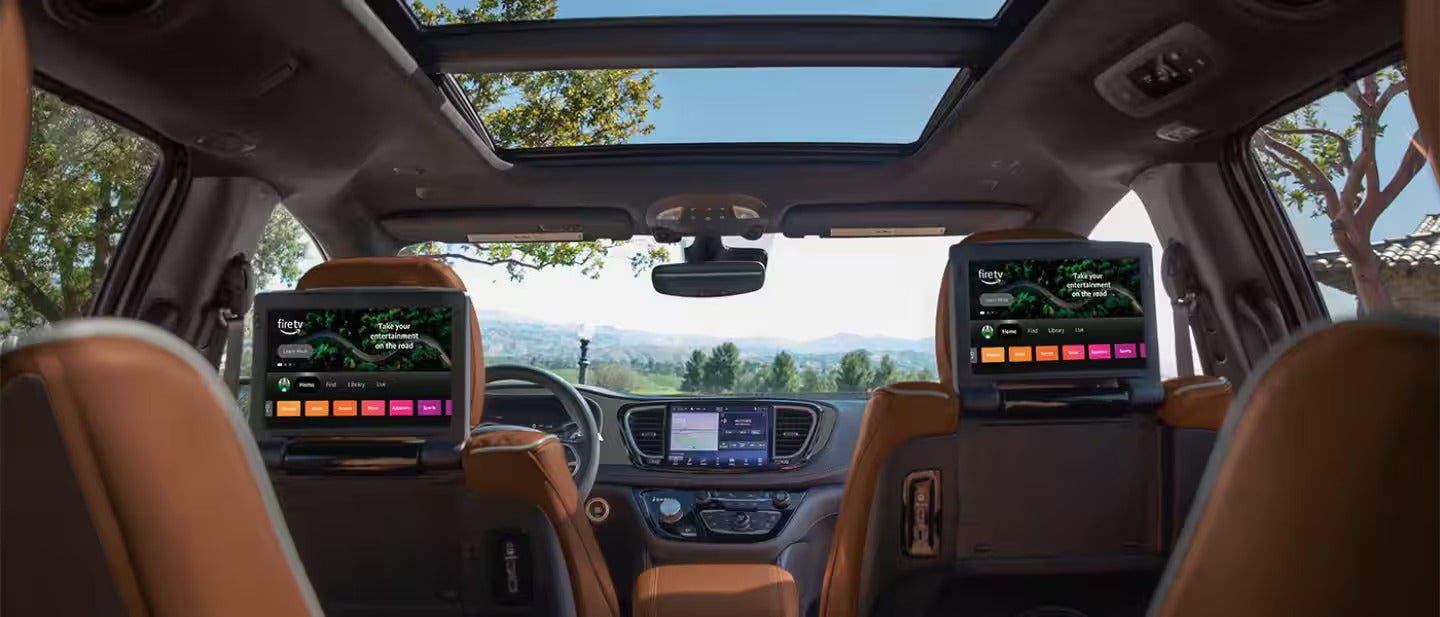 2026 Pacifica Plug-in Hybrid view of the screens in the backseat