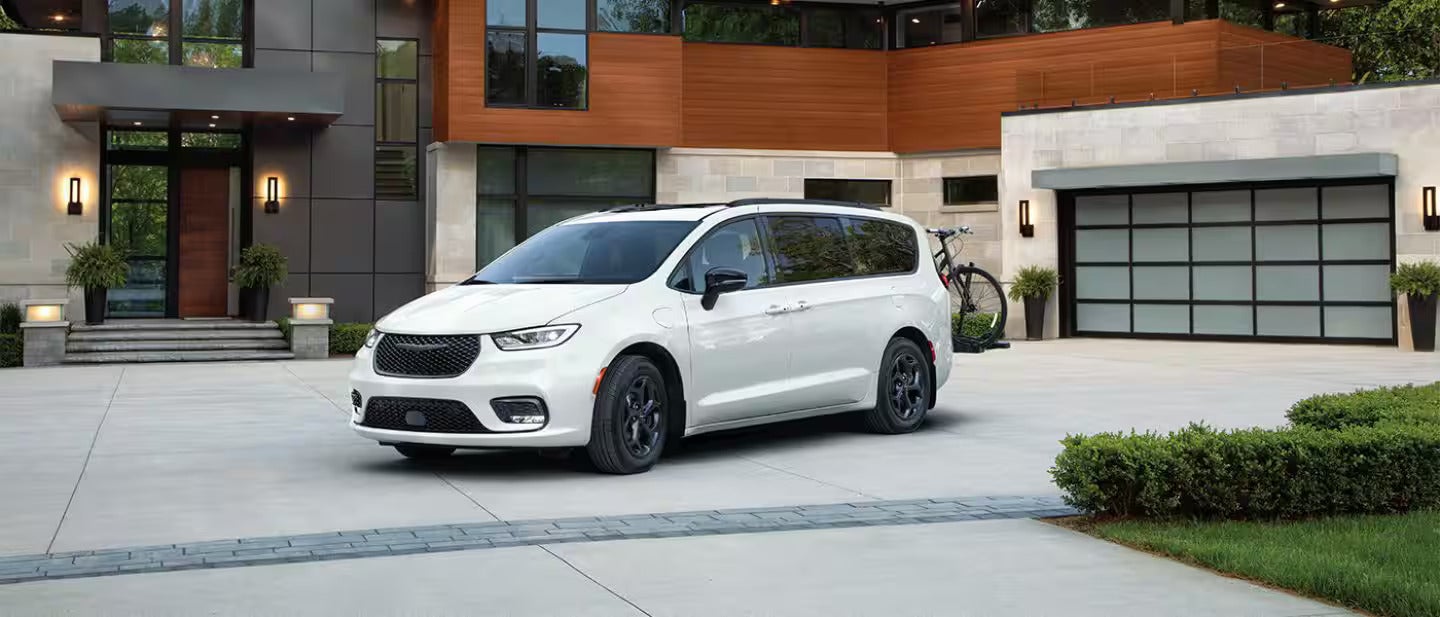 2026 Pacifica Plug-in Hybrid view of the exterior